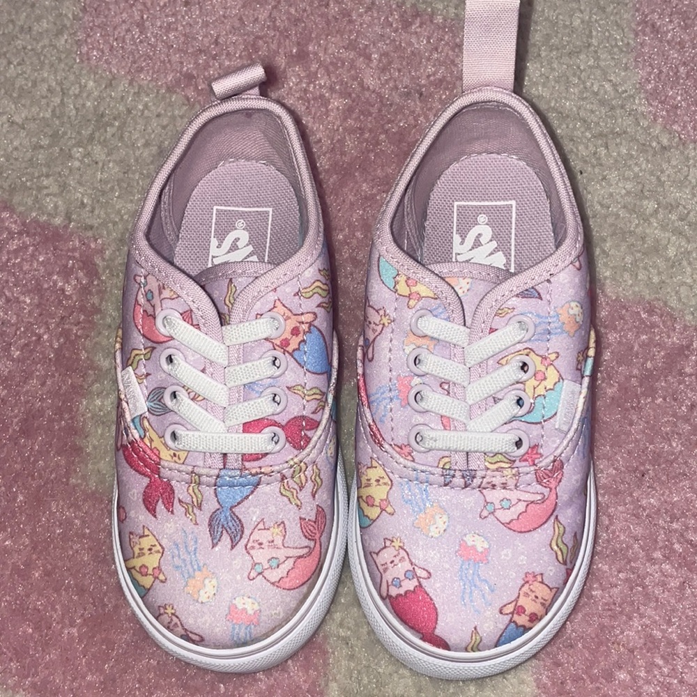 Toddler girl vans size 8
